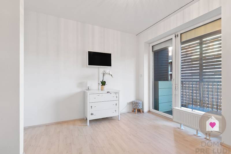 3-room apartment with terrace for sale – Petržalka (Slnečnice, Viladom
