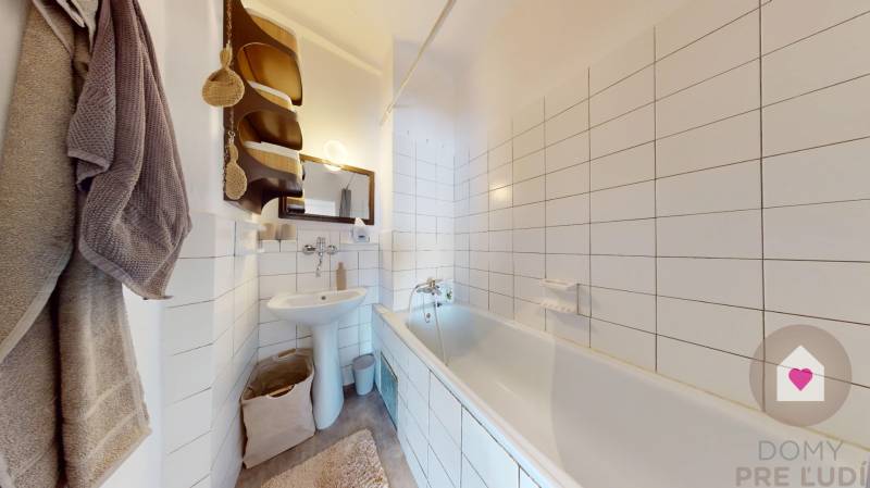 BA/NOVÉ MESTO - Rent a large 2-room apartment in a brick building