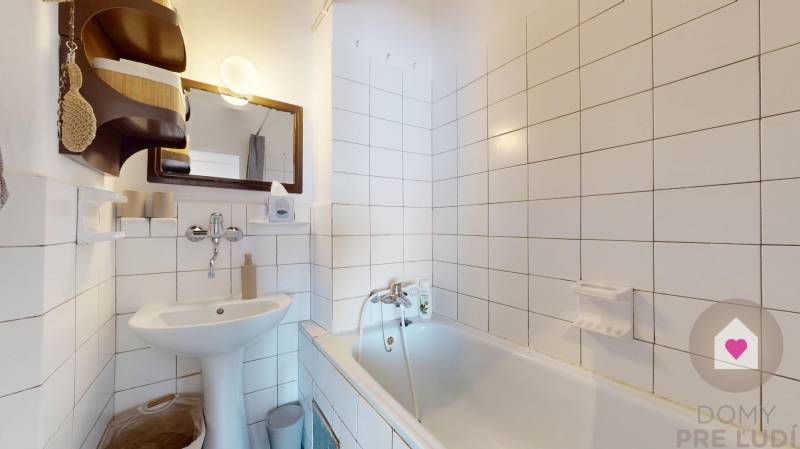 BA/NOVÉ MESTO - Rent a large 2-room apartment in a brick building
