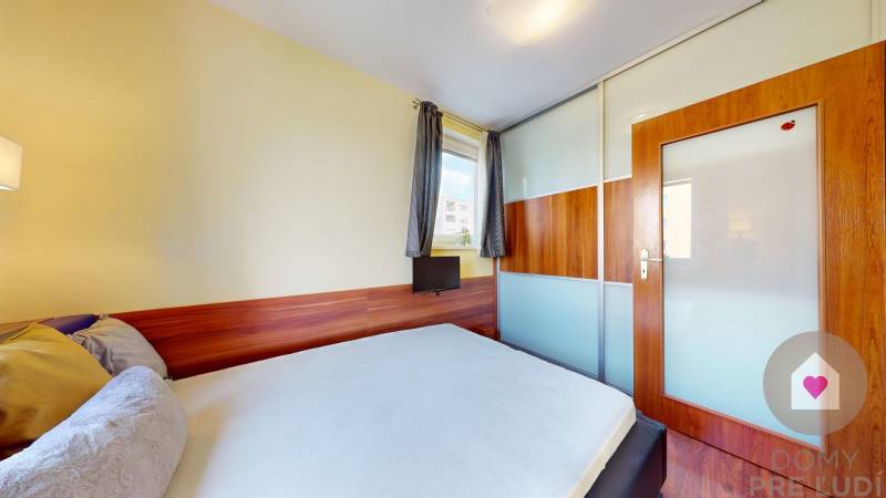 Sale One bedroom apartment, One bedroom apartment, Humenské nám., Brat