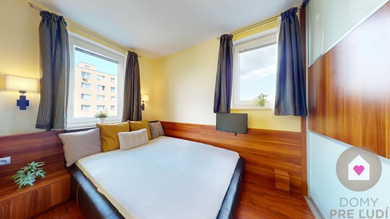 Sale One bedroom apartment, One bedroom apartment, Humenské nám., Brat