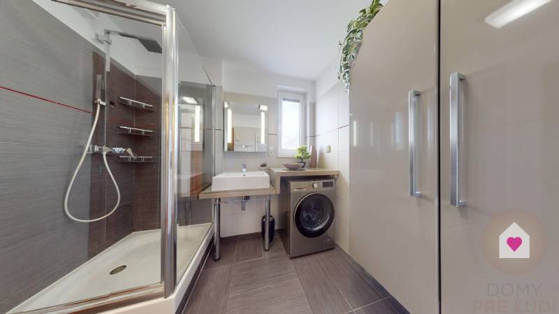 Sale One bedroom apartment, One bedroom apartment, Humenské nám., Brat