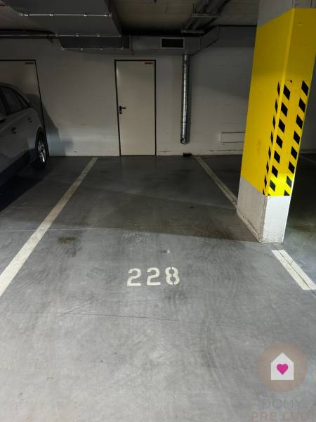 Rent Garage, Garage, Námestie pri sýpke 5, Bratislava - Jarovce, Slova