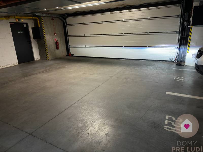 Rent Garage, Garage, Námestie pri sýpke 5, Bratislava - Jarovce, Slova