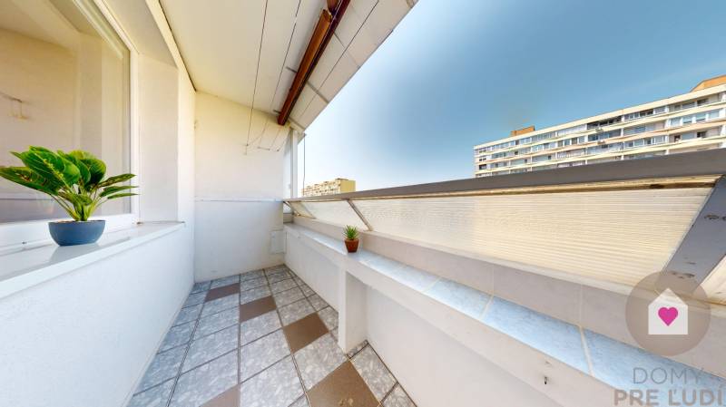 BA/PETRŽALKA-Renovated 2-room apartment for rent with 2 balconies 