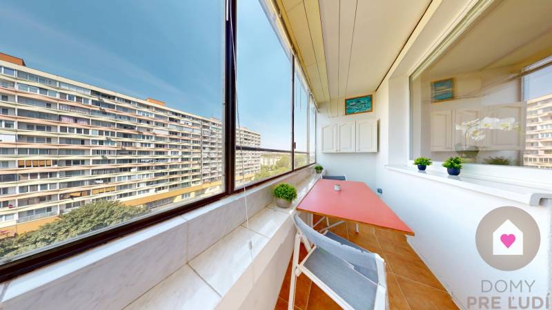 BA/PETRŽALKA-Renovated 2-room apartment for rent with 2 balconies 