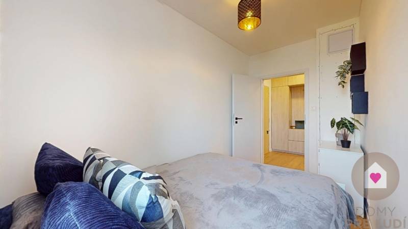 BA/RUŽINOV-Renovated 2 bedroom apartment for rent with a balcony 