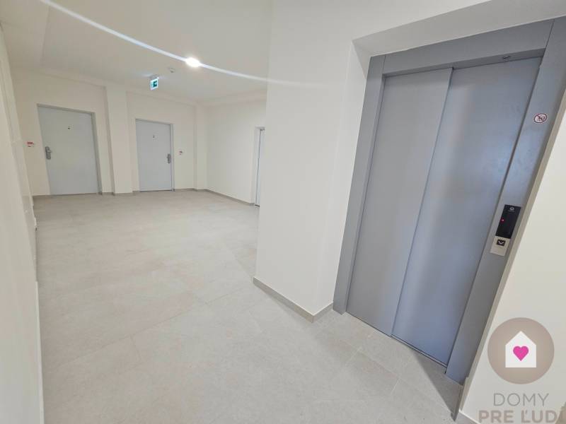 Sale One bedroom apartment, One bedroom apartment, Dukelská, Senec, Sl