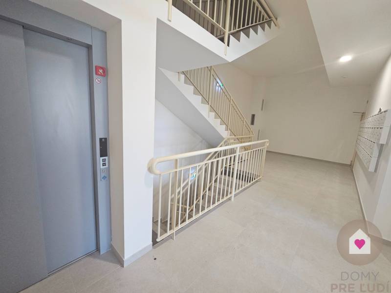 Sale One bedroom apartment, One bedroom apartment, Dukelská, Senec, Sl