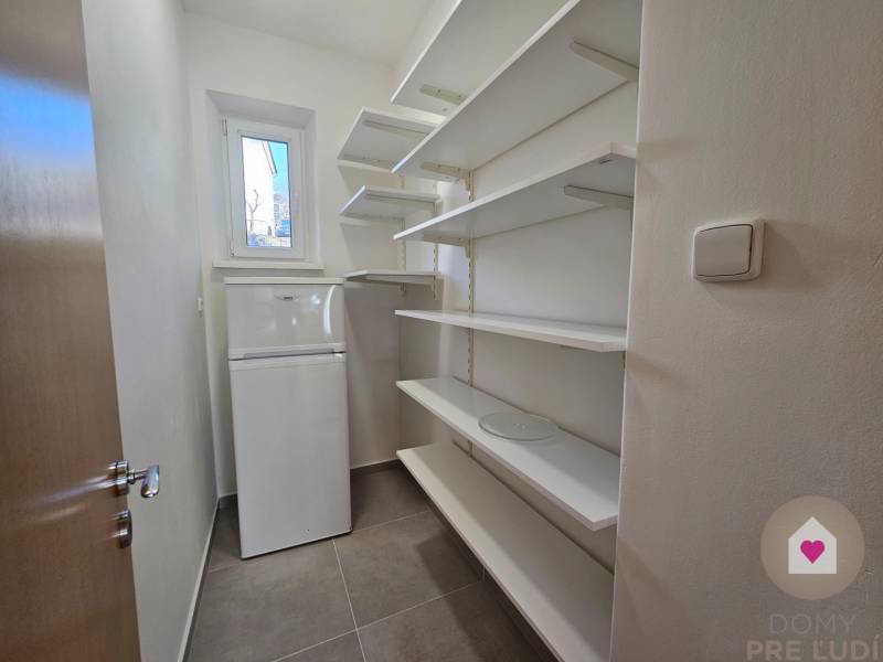 Rent Two bedroom apartment, Two bedroom apartment, Révová, Bratislava 