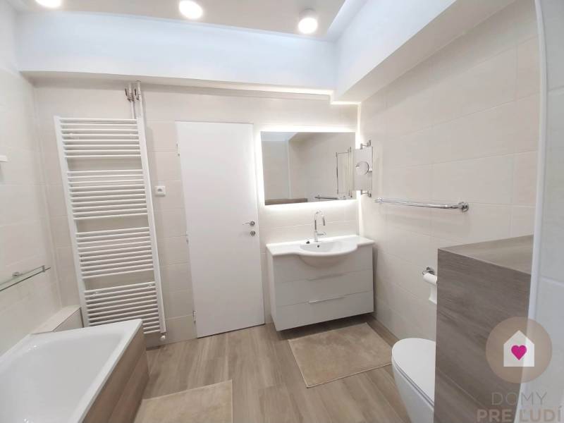 Rent Two bedroom apartment, Two bedroom apartment, Révová, Bratislava 