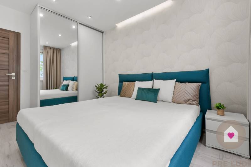 BA/PETRŽALKA-Rent a completely renovated 3-bedroom apartment with logg