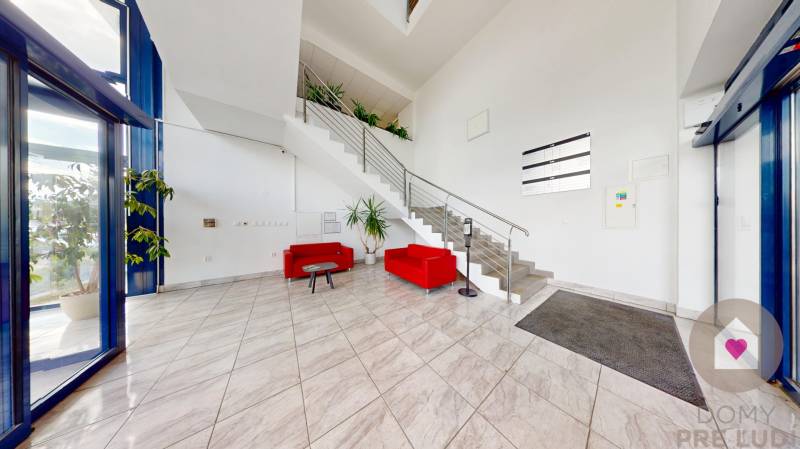 Rent Three bedroom apartment, Three bedroom apartment, Vajnorská, Brat