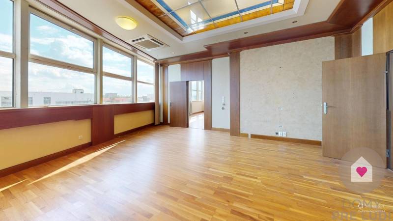 Rent Three bedroom apartment, Three bedroom apartment, Vajnorská, Brat
