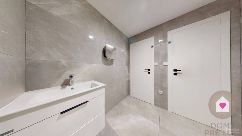 Rent Offices, Offices, Rožňavská 1, Bratislava - Nové Mesto, Slovakia