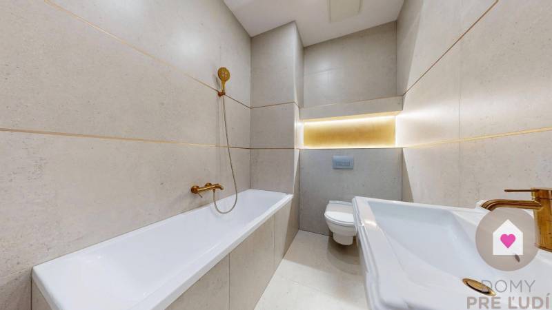 Sale Three bedroom apartment, Three bedroom apartment, Gunduličova, Br