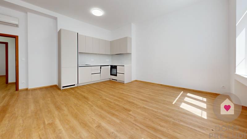 Sale Three bedroom apartment, Three bedroom apartment, Gunduličova, Br