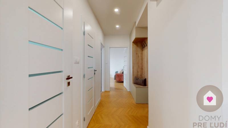 BA/NIVY-Rent of a complet renovated 3-room apartment near Old town