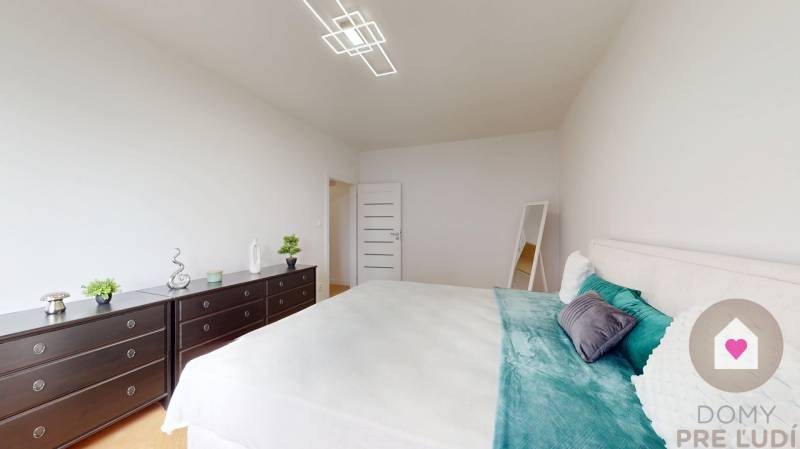 BA/NIVY-Rent of a complet renovated 3-room apartment near Old town