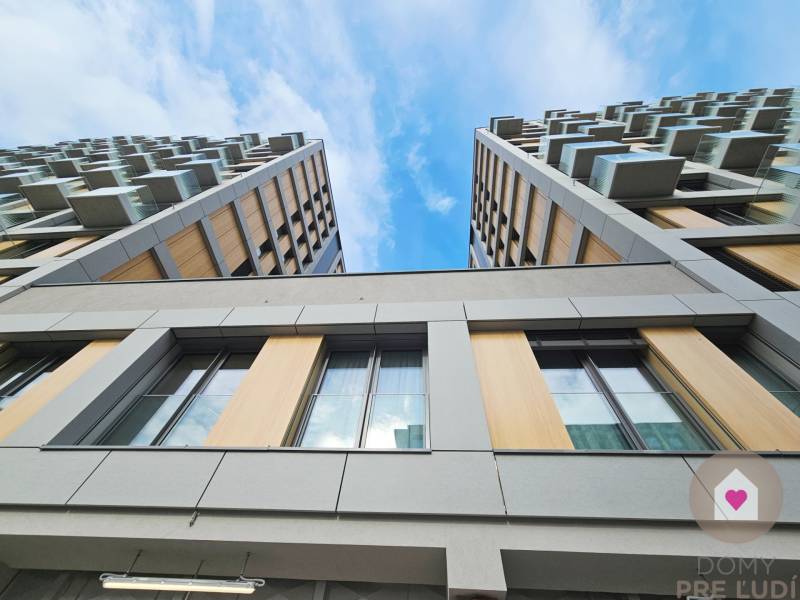 Sale Garage, Garage, Bottova, Bratislava - Staré Mesto, Slovakia