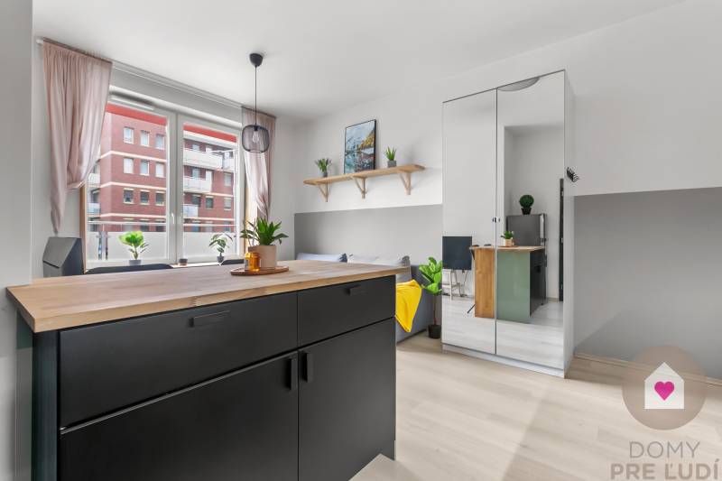 BA/PETRŽALKA-Rent 2 bedroom apartment with loggia in new building