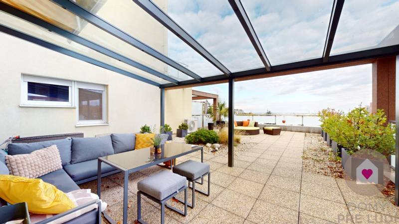 BA/Koliba- Sale of a large modern apartment with a terrace and parking