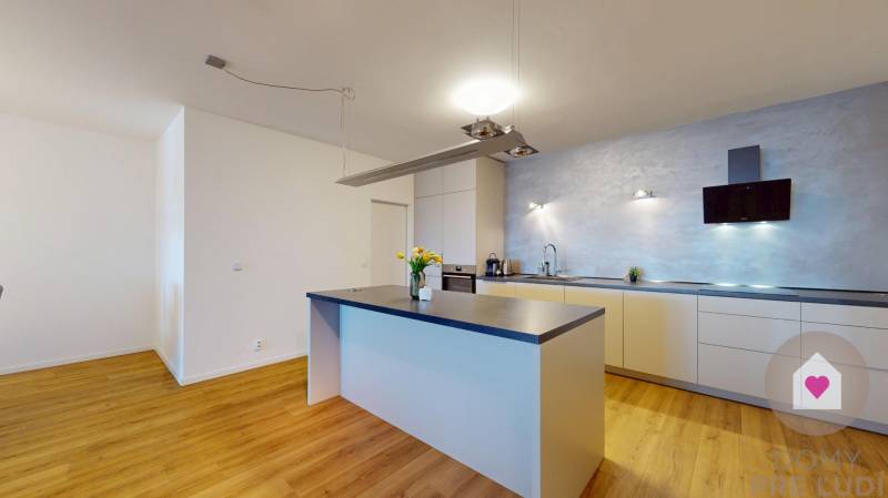 BA/Koliba- Sale of a large modern apartment with a terrace and parking