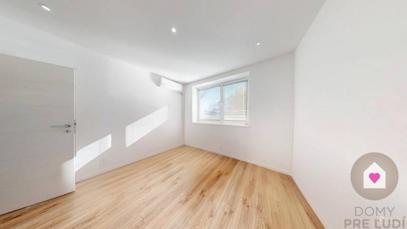 Rent Two bedroom apartment, Two bedroom apartment, Ľadová, Bratislava 