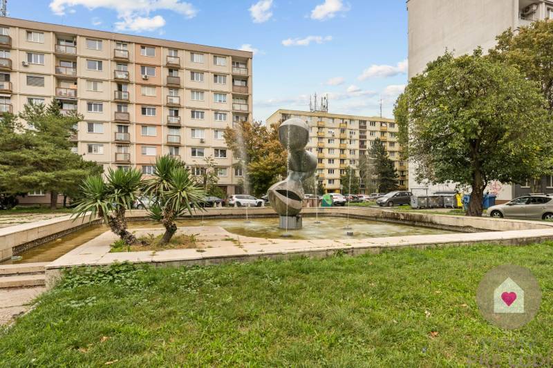 BA/RUŽINOV-Renting a 1-room apartment with a balcony and a cellar 