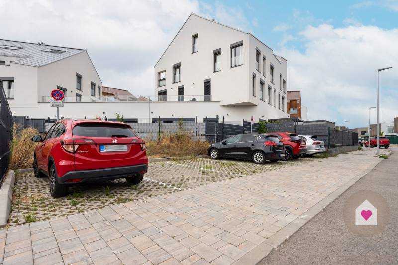 BA/JAROVCE-Rent a modern 2-room apartment in a new building+parking