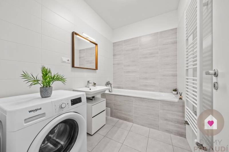 BA/POD.BISKUPICE-Sale of a large 3-room apartment in a new building