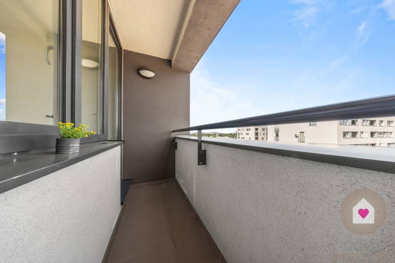 BA/POD.BISKUPICE-Sale of a large 3-room apartment in a new building