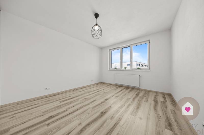 BA/POD.BISKUPICE-Sale of a large 3-room apartment in a new building