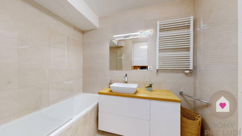 BA/RUŽINOV-Long-term rental of a 2-room apartment with parking space