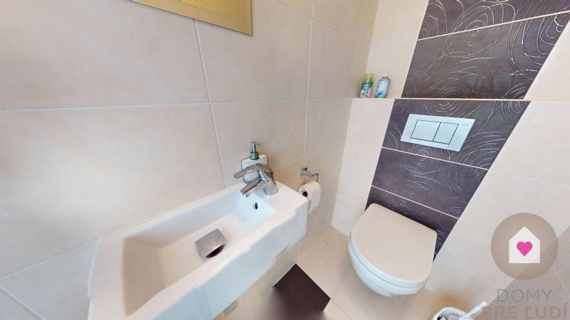 Rent Two bedroom apartment, Two bedroom apartment, Ľadová, Bratislava 