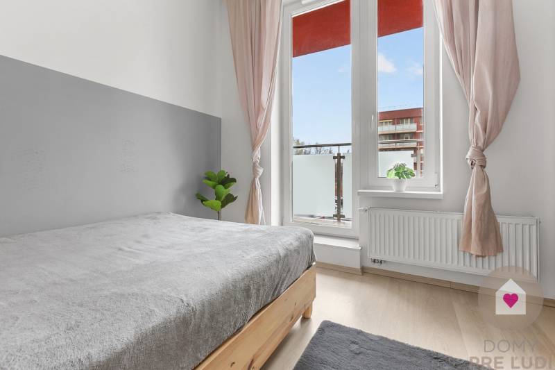 BA/PETRŽALKA-Rent 2 bedroom apartment with loggia in new building