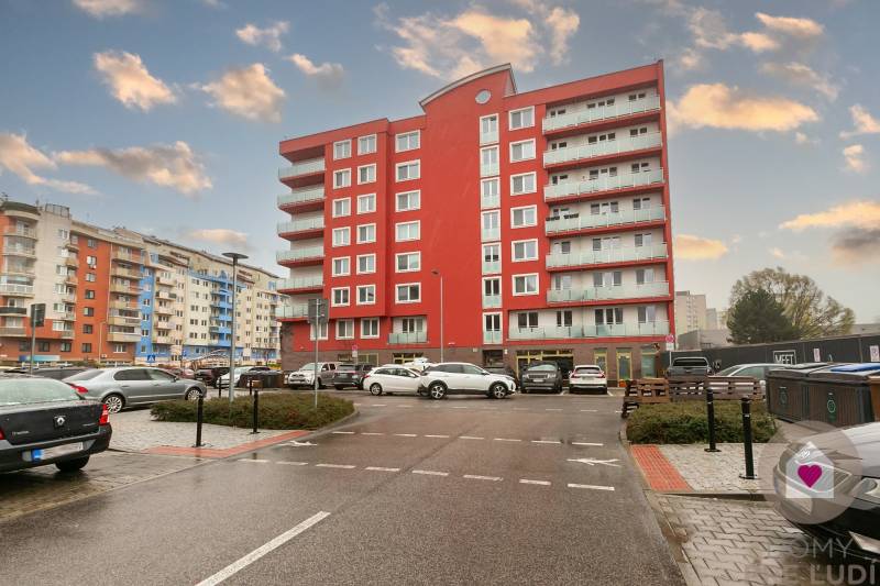 BA/PETRŽALKA-Rent 2 bedroom apartment with loggia in new building