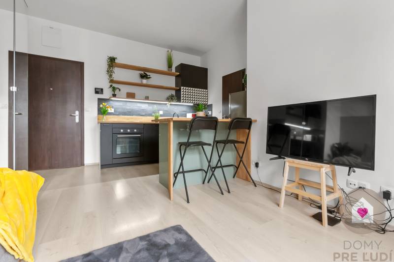 BA/PETRŽALKA-Rent 2 bedroom apartment with loggia in new building