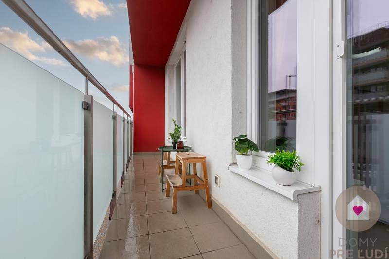 BA/PETRŽALKA-Rent 2 bedroom apartment with loggia in new building