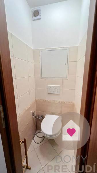 BA/RUŽINOV- 3 bedroom apartment for rent with a balcony and loggia 