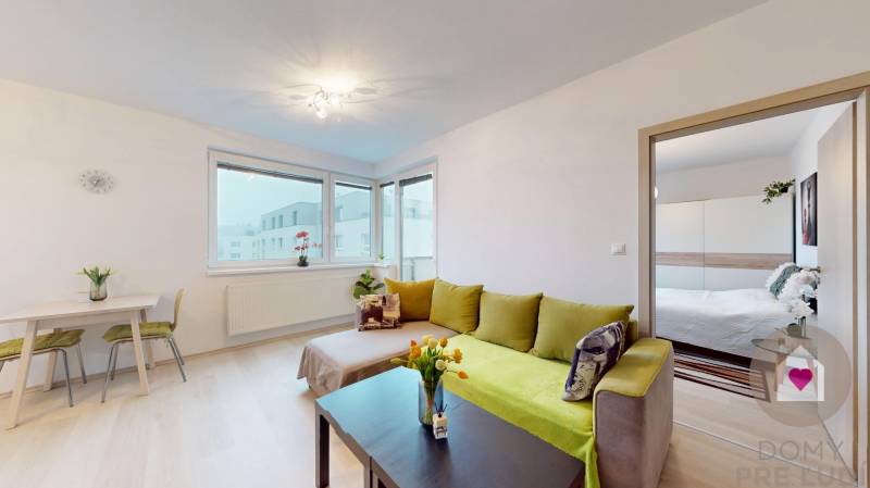 BA/IV-Rent of a furnished 2-room apartment with a balcony and parking 