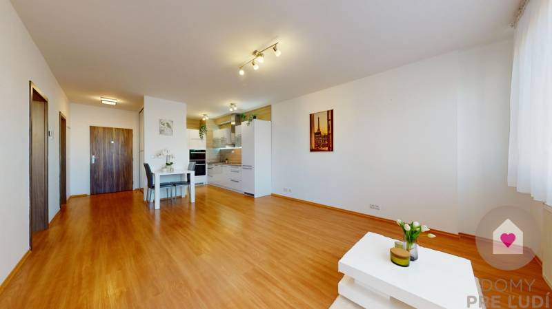 BA/PETRŽALKA-Rent 2 bedroom flat with balcony only 5 min from Draždiak