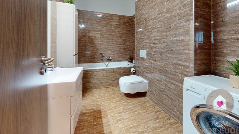 BA/PETRŽALKA-Rent 2 bedroom flat with balcony only 5 min from Draždiak