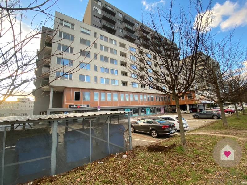 BA/PETRŽALKA-Rent 2 bedroom flat with balcony only 5 min from Draždiak