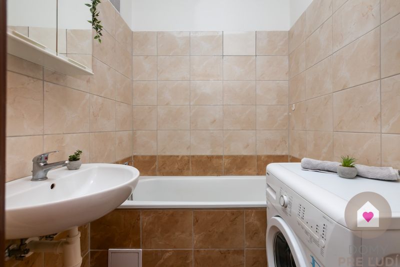 BA/PETRŽALKA-Rent a furnished 1-room apartment in a great location