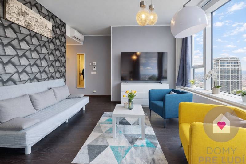 BA I/PANORAMA CITY-Furnished 1-room apartment for rent + loggia-27th 