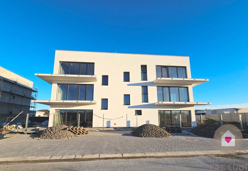 Sale Two bedroom apartment, Two bedroom apartment, Dúhová, Senec, Slov