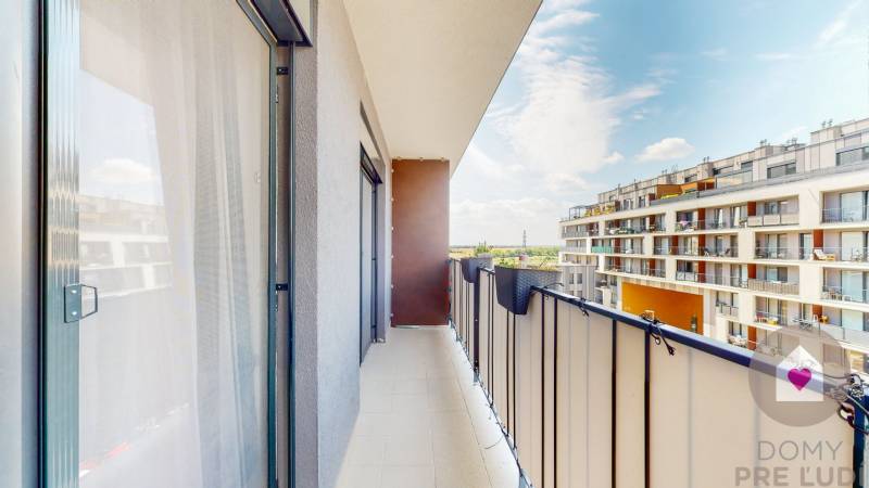 BA/PETRŽALKA-Rent a modern 3-bedroom apartment with a parking space