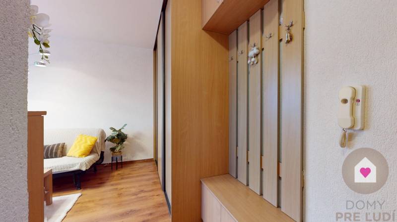 BA/POD.BISKUPICE-Long-term rental of a furnished 1-room apartment 