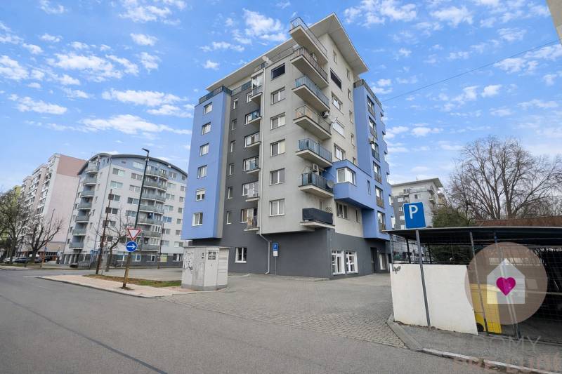 BA/POD.BISKUPICE-Long-term rental of a furnished 1-room apartment 